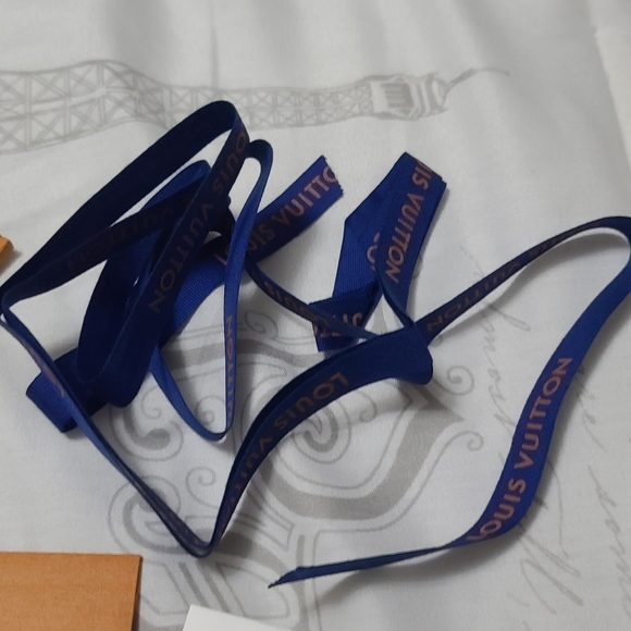 Louis vuitton ribbon card and envelope - Picture 4 of 5